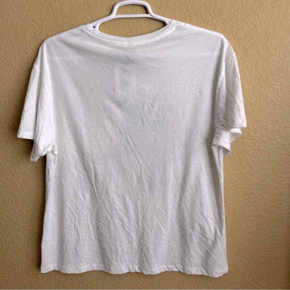 Aretha Franklin Graphic Short Sleeve Crewneck Tee - Picture 3 of 8